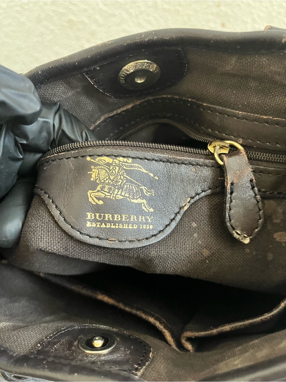 Burberry Haymarket tote bag - Picture 2 of 15